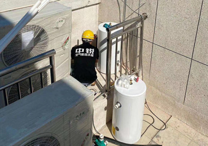 空氣能中央水空調滿足各種應用場景，成為行業(yè)發(fā)展風向標